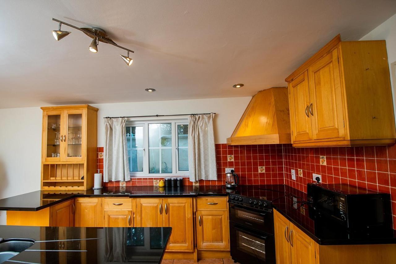 Bradog House - Beautiful 4 Bedroom House In Central Бундоран Екстериор снимка