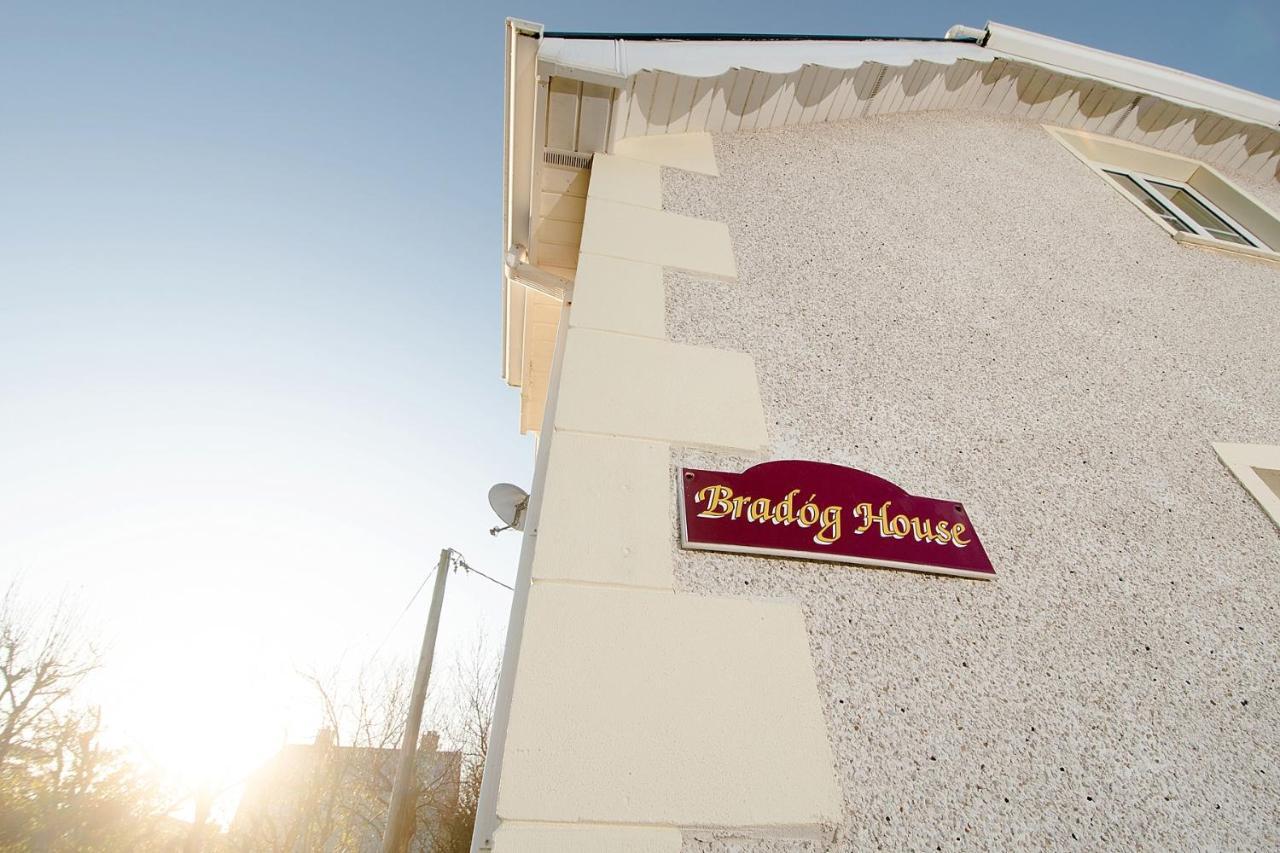 Bradog House - Beautiful 4 Bedroom House In Central Бундоран Екстериор снимка